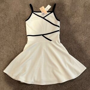 NEW WITH TAGS Sally Miller Couture girls white dress/black trim size M